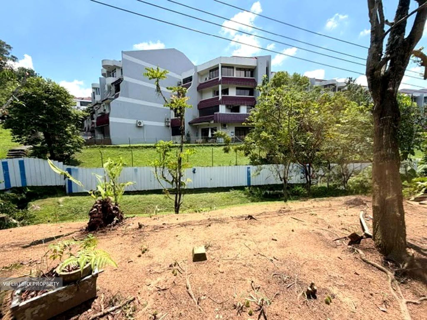 Adelphi Park Estate (D20), Terrace #611262901